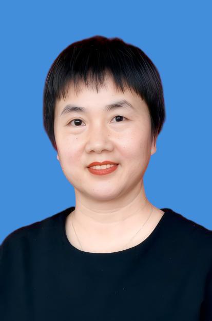 王映书记照片(1)_WPS证件照.jpg